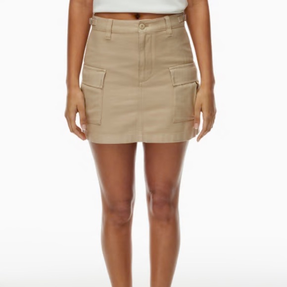 aritzia TNA beige supply cargo mini skirt - Picture 3 of 6